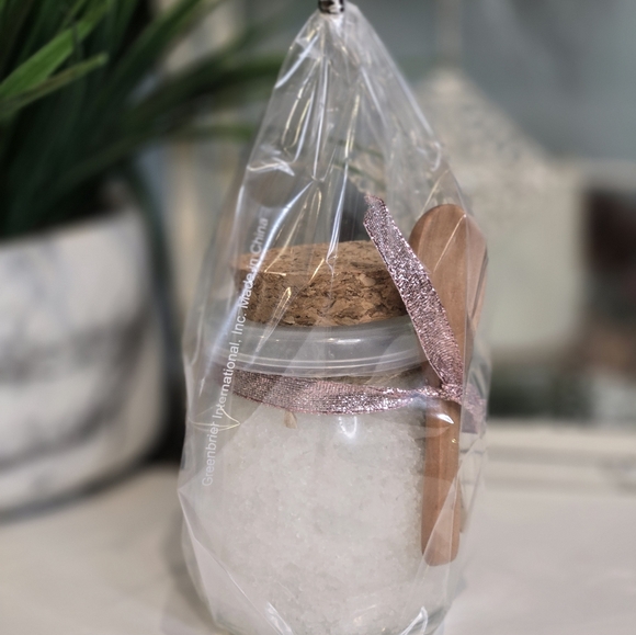 Homemade Salt Scrub 7oz Glass Jar - Picture 3 of 3
